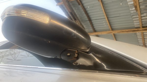 Side mirror